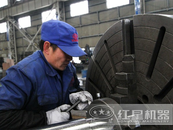 時(shí)產(chǎn)50噸,出料0.2-0.3mm的大理石制砂機(jī)匠心做工 時(shí)產(chǎn)50噸,出料0.2-0.3mm的大理石制砂機(jī)匠心做工