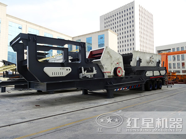 配反擊式破碎機(jī)的青石移動碎石機(jī) 配反擊式破碎機(jī)的青石移動碎石機(jī)