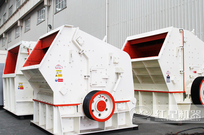 普通版反擊式制砂機(jī) 普通版反擊式制砂機(jī)