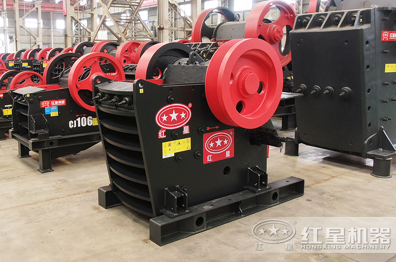 顎式玄武巖破碎機(jī)圖片